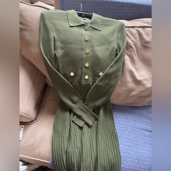 VERONICA BEARD Lauper Rib-Knit Sweater dress. Size M Women
#271 - Picture 5 of 10